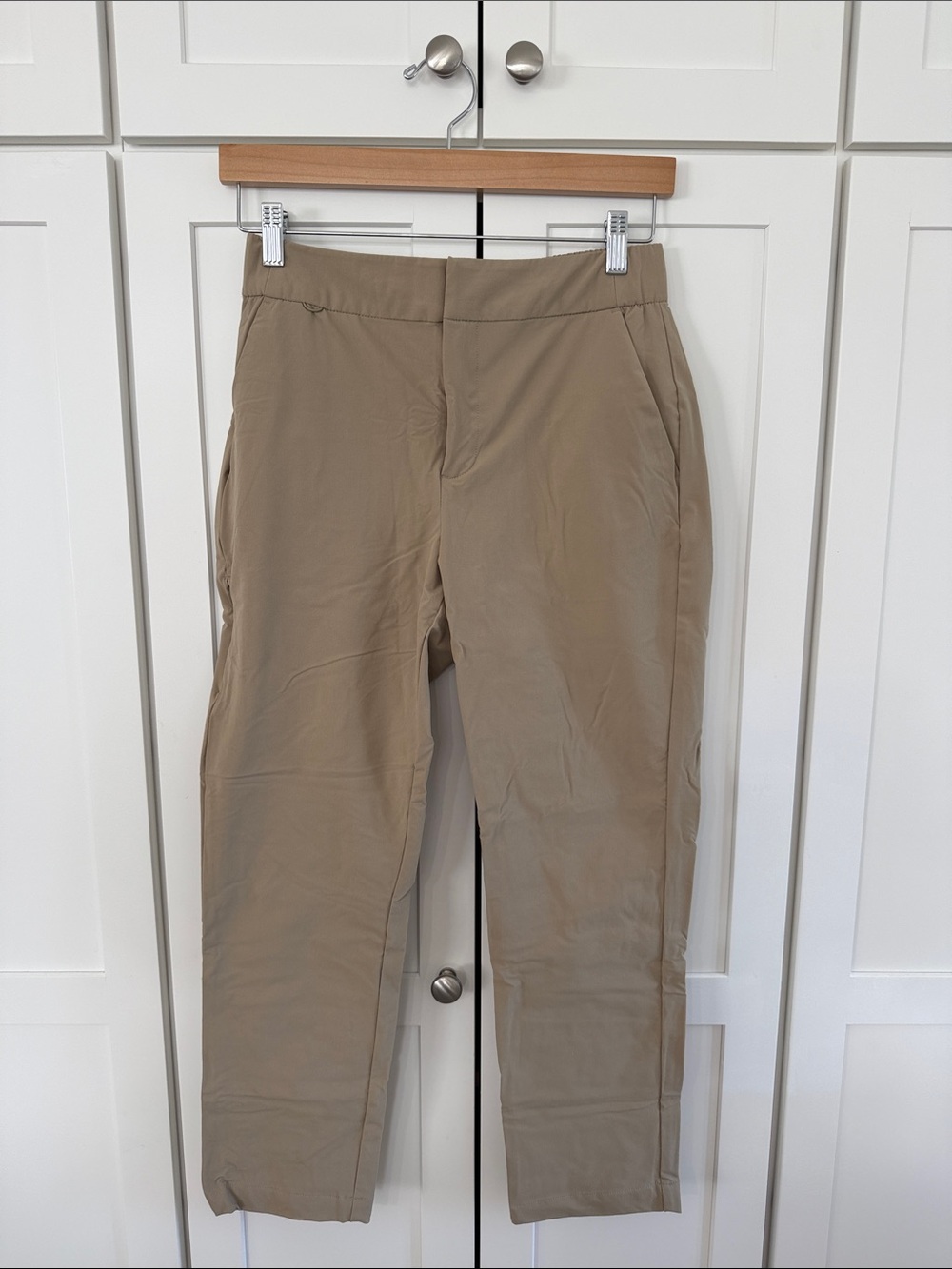Figs Women's Tan Stretch Scrub Trousers